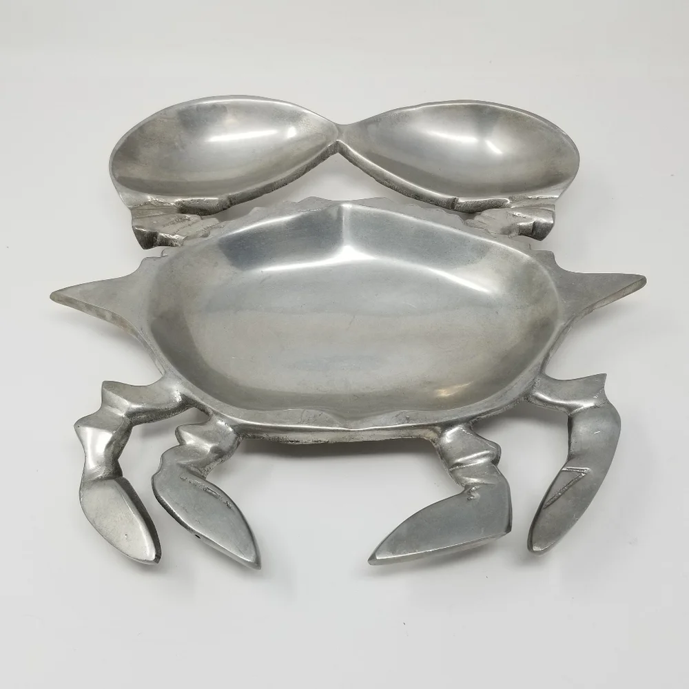 Wilton Armetale crab shape